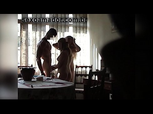 ❤️ Seksualni prijatelji pozivaju divovskog muškarca i trojku s njim Tvrdi porno na hr.josporn-com.ru ☑