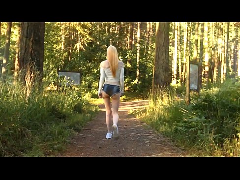 ❤️ Lijepa žena se kreće polako, a ne goli video Tvrdi porno na hr.josporn-com.ru ☑
